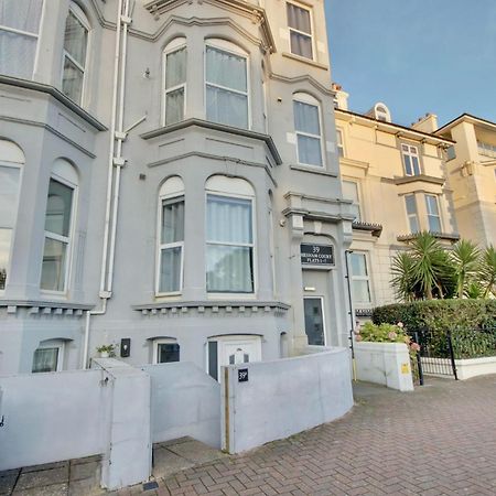 Southsea Getaway Apartment With Pool Table And Hot Tub Portsmouth Ngoại thất bức ảnh